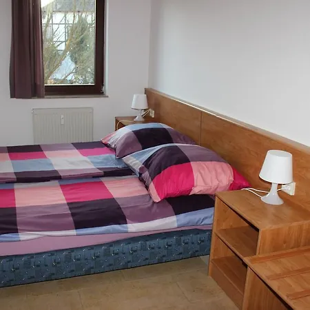 公寓 Holunderweg 施特龙贝格