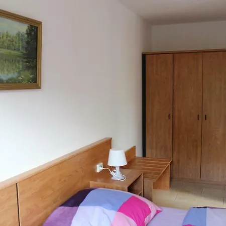 Apartment Ferienwohnung Holunderweg