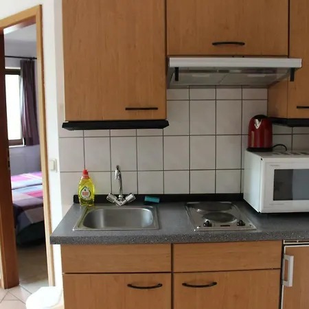 Holunderweg 公寓 施特龙贝格